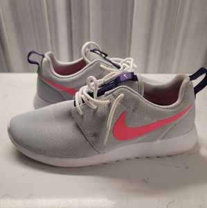 Women's Nike Sneakers size 10